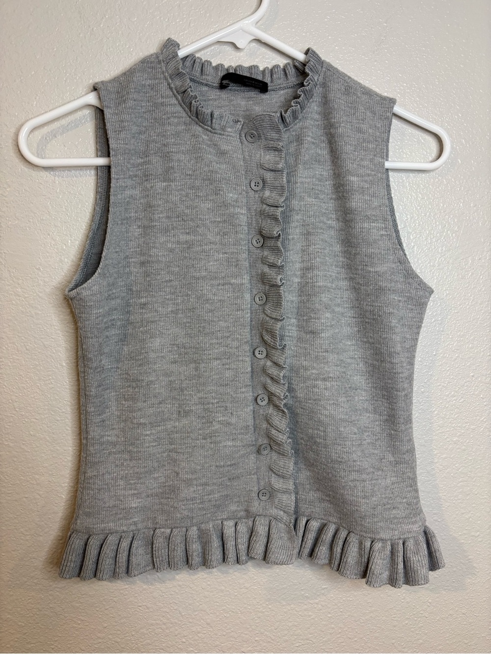 Zara Light Gray Sleeveless Ruffle-Trim Button Front Tank